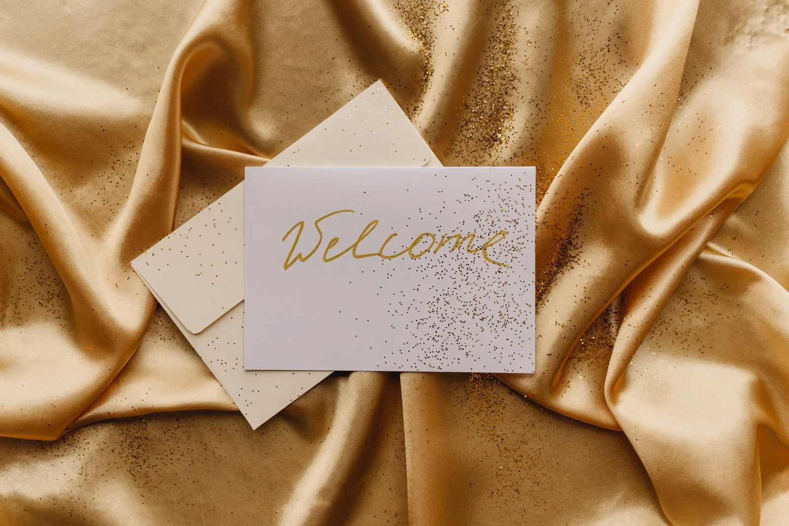 Welcome and amenity card custom-design studio example